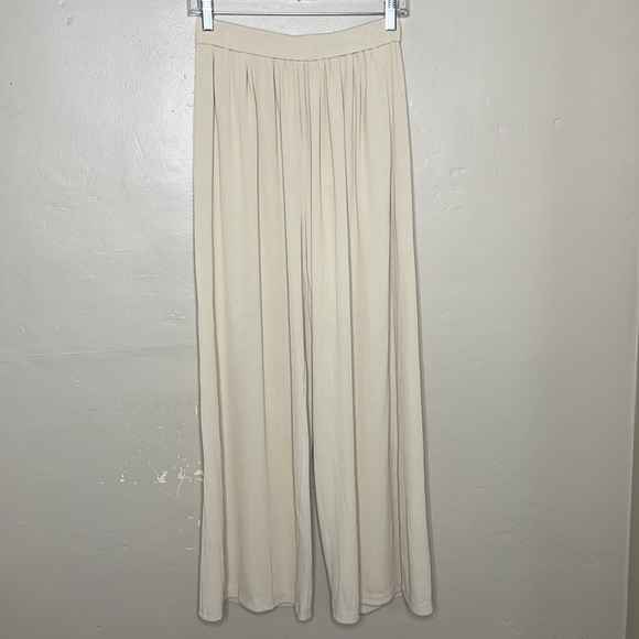 BTFBM Wide Leg Ridged Pants Cream Pull-On Elastic Waist High Rise Dressy NWT Sm - Picture 12 of 12